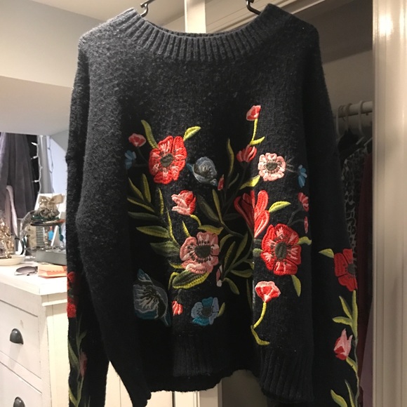 Spring flower sweater - Picture 3 of 3